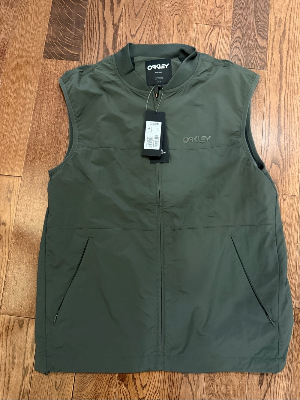 Oakley Men's Olive Green Sleeveless Zip Vest